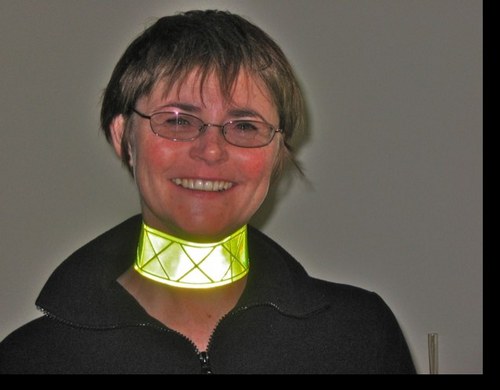 lizrunfast's profile picture. Live/work Melbourne Australia. Used to run 400m and love TracknField.  Own a hot pink Brompton.  Makeup is my new passion.