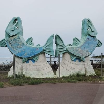 青森県で放送されているcm集 あなたと一緒に過ごす瞬間全部全部 と言う歌詞から始まる歌です 主にパチンコ屋か結婚式場のcmで使われています T Co N9lmoq9von Twitter