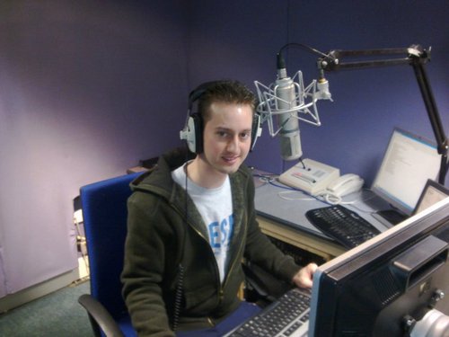 The golden folk & acoustic show broadcasts on a monday afternoon between 2pm & 3pm from NE1fm 102.5fm or http://t.co/J7Ca7ZzPvQ