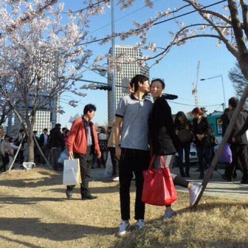 Semi0404's profile picture. 인사팀입사지원자/학점은행제이용중/독학사시험준비중/구리시26여자/텔마유통자산관리사자격증준비중/HRM/HRD/멋쟁이남친은플필사진에뽀뽀~ thanks for follow me this time ! have a wonderful day guys ;)