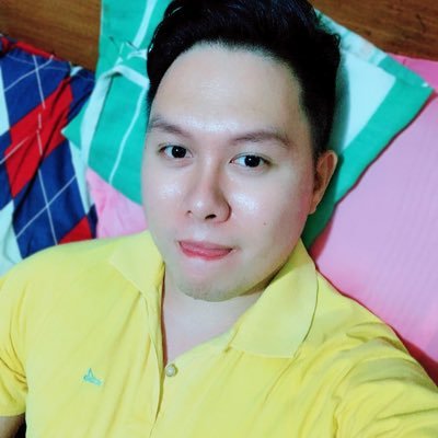 Artsy. Traveler . Music Lover . Movie Addict. Dreamer . Nurse . MD IG: garnergemd