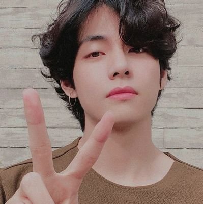 𝑧𝑎𝑐 𝑗𝑎𝑑𝑒𝑛 ; #Taehyung
𝑙𝑖𝑘𝑒 𝑎 𝑔𝑟𝑎𝑝𝑒 𝑎𝑛𝑑 𝑎𝑝𝑝𝑙𝑒, 𝑎𝑛𝑑 𝑖'𝑚 𝑠𝑎𝑑 𝑏𝑜𝑦