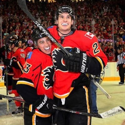 Flames' Johnny Gaudreau freaks out hockey Twitter, but the man
