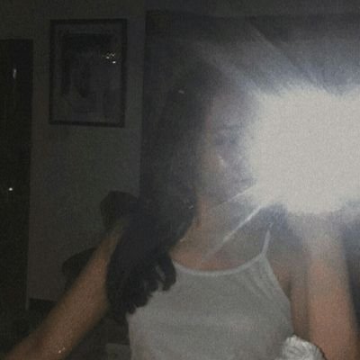 vctoriaful's profile picture. scarred like the moon