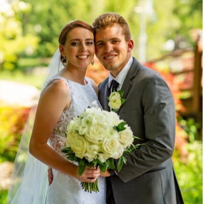 https://t.co/TVWk1RkDuA. WMU GOLF. Instagram:AnnaW456. Married to Gabe 6•20•20 ❤️ Wedgewood Country Club