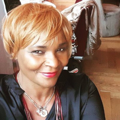 ElsaMdaSILVEIRA's profile picture. Social Economy Builder  Africa  lobbyist -PR -PA -Investissement - Medias -communication free lance -artiste business woman 
co founder isfada