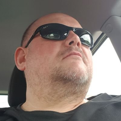 felsen71's profile picture. Pokerspieler, HSV-Leidensgenosse,