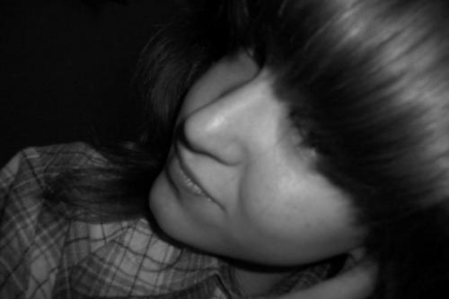 Interested in music , especially dance . I'm a crazy teenager and I do not like to be bored .I like to make people laugh . ;)