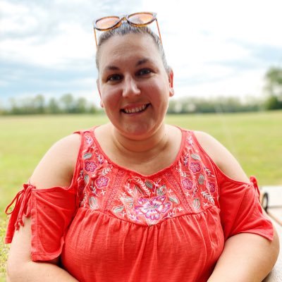 Momma Lew - Food and Fun by Reesa Lewandowski Profile