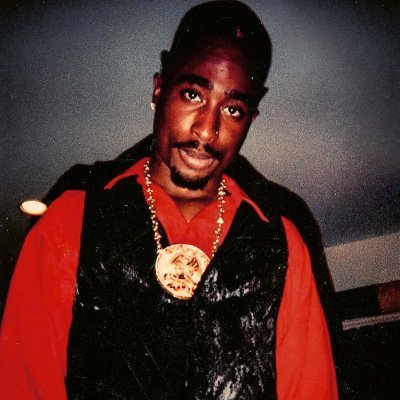 De un fan cualquiera, para los fans, dedicada esta cuenta a Tupac A. Shakur, tu legado siempre con nosotros 🌹🙏