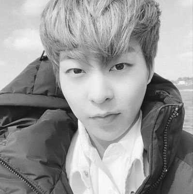 mi felicidad regreso porque Minseok salido del servicio militar #EXO