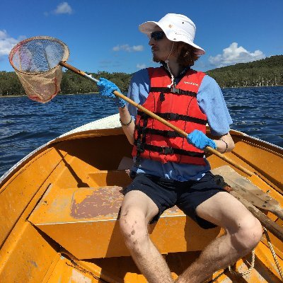 iNaturalist addict and curator (https://t.co/kI6gaJlfGh), professional BioBlitzer, PhD student at @unswbees, ALA Engagement Officer