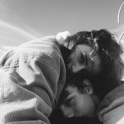 daaffodil_'s profile picture. 命                                        붉은 실 🧶