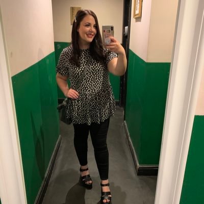 bethany_magee's profile picture. | MA Directing @The_GSA 🎬| Year 3 👩🏻‍🏫🍎