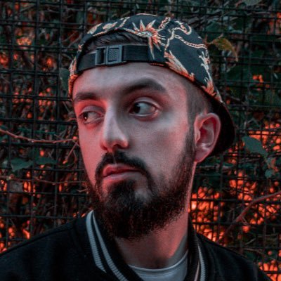 kens_visuals's profile picture. #FrontEndDeveloper 👨🏻‍💻| #JavaScriptEnthusiast 🟨 | #TechBlogger ⌨️ | #Gamer👾| Proud Լեննագանցի 🤌🏻