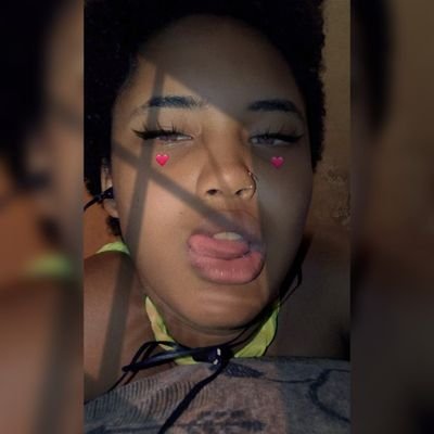 deboche_preta's profile picture. O tempo leva muitas coisas, mas nunca poderá apagar nossas melhores recordações. 🤗💓