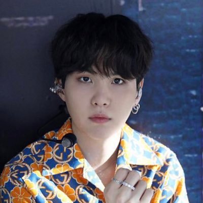 yt_juliebts's profile picture. 