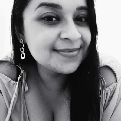 Creyente en Jehová y se que con él nada me faltará. Mujer, madre, hija, hermana mayor, amiga,, ingeniera, soñadora, orgullosamente Dauleña.