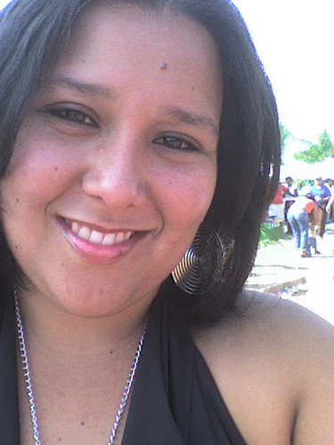 Bruna Generoso,21 anos Solteira , SANTISTA APAIXONADAAA, quem quiser add o msn Brunageneroso@hotmail.com