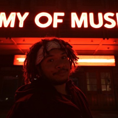 mrzeroeffort's profile picture. Luke Williams: Pizza Enthusiast. Jack of all trades. Questionable Decision Maker. Writer and CMO for @HMTAUX. All opinions are mine and mine only.
