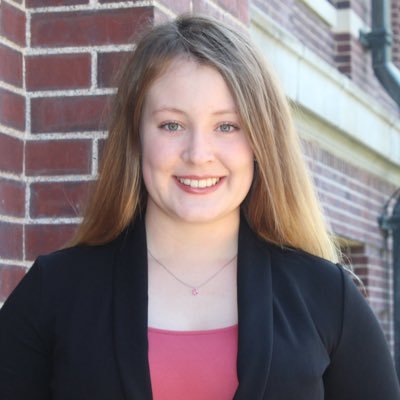 marketing_mixt's profile picture. Discover more about music and the role it plays in the marketing world! - A blog by Kayla Seymour 🎶