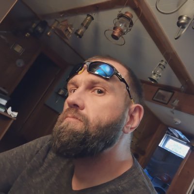 gdub_the's profile picture. Saskatchewanite using media to connect to the world as an isolated person. Seeing who writes media pieces and how the world connects to them. Smile :)