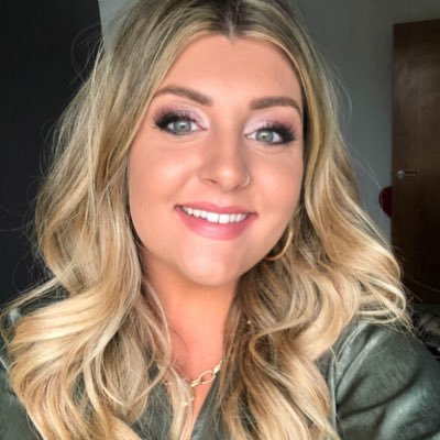 emily poolさんのプロフィール画像
