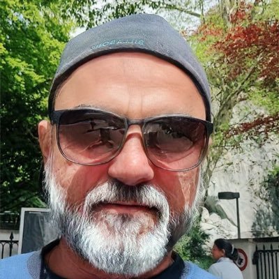 vickeybhati12's profile picture. Indian