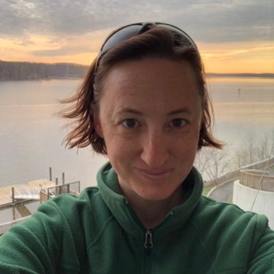 Leigh McCue