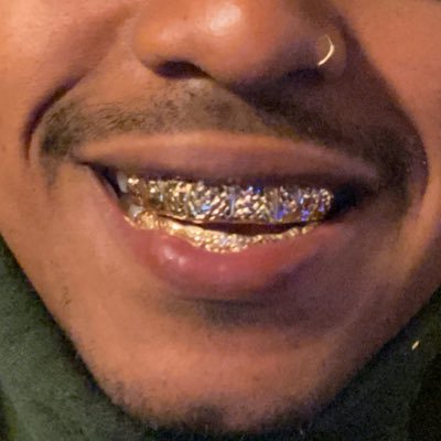 badmotherfu_ker's profile picture. 