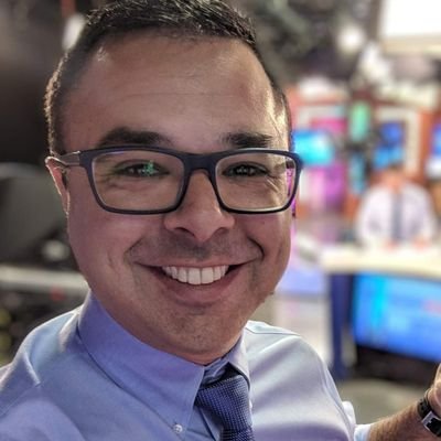 LeoCardenas's profile picture. Leo Cardenas - Corporate Trainer, Body Language Speaker, Meh Tennis Player.