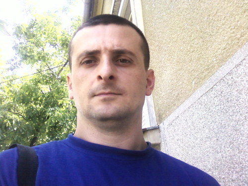 velemirov's profile picture. working in the Dräxlmaier group.
