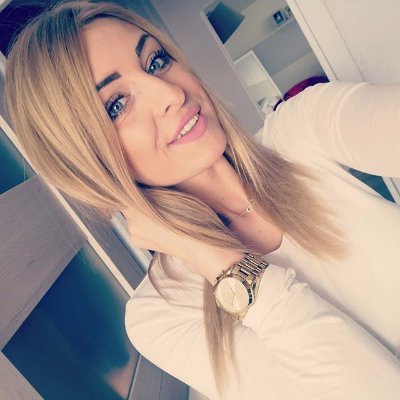 Roxane20147709's profile picture. Salut coucou je ne pense pas qu'on se connais je tenais d'abord a m'excuser pour la demande car elle n'était pas a toi mais plutôt a un ami je suis vraiment dés