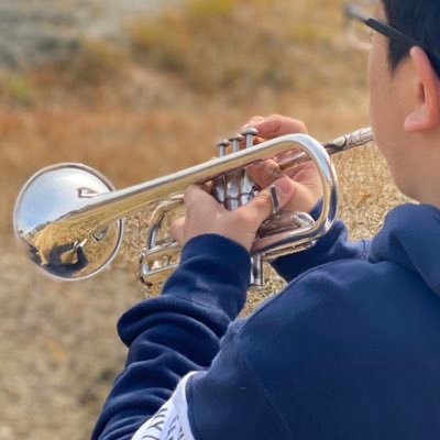 高校生で吹奏楽3年目の初心者です!トランペット🎺 DM等々大歓迎!無言フォロー失礼します。関係ないけど中日ファン。