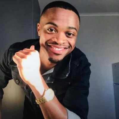 LMcosana's profile picture. I radiate light| Optimistic| I aspire to inspire before I expire| believe in the higher power| KLM❤