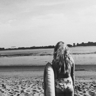 thatineswho's profile picture. Klatsch und Tratsch Ultra