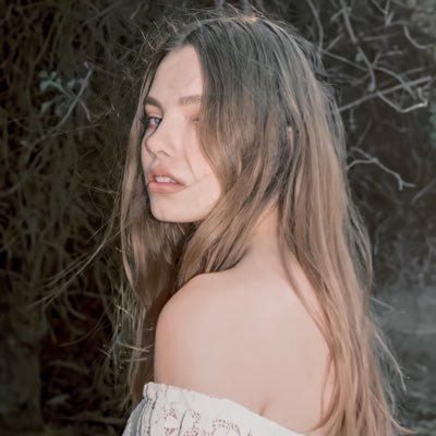 ₁₈ ↻ ❝ Nυɴcα ιɴтerrυмpαѕ α тυ eɴeмιɢo cυαɴdo eѕтά coмeтιeɴdo υɴ error. ❞ ━ 𝗪𝗼𝗼𝗱𝗴𝗮𝘁𝗲 𝗟̶𝗶̶𝗻̶𝗸̶𝗹̶𝗲̶𝘀̶𝘁̶𝘁̶𝗲̶𝗿̶'𝘀̶ 𝗱𝗮𝘂𝗴𝗵𝘁𝗲𝗿.「#fake」