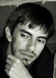 Un Tipo Simple, Con Intereses Muy Complejos. Prefiero Una Mente Despierta y Una Perspectiva Curiosa que las Cosas Mediocres.