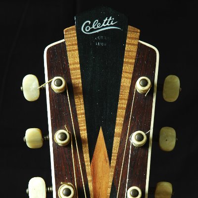 ”Classic 2 Vintage is not just musical instruments. Passion is the engine of this page.