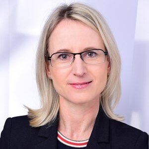 KarolinaStuhec's profile picture. #OnlineMarketing
#SEO #SEA #Digitalisierung  #SocialMedia
Trainerin. Dozentin. Beraterin.