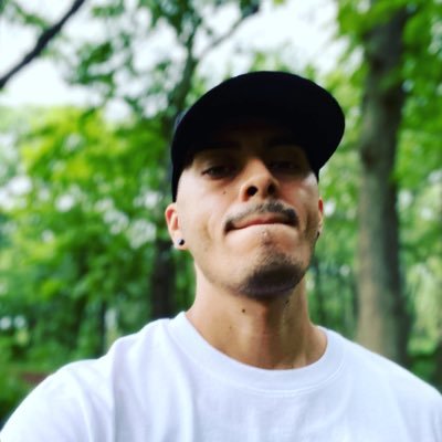 Jesse_Rawwr's profile picture. I Print shirts 🎨 . Owner of InnerVibez 🛸 est. 2018