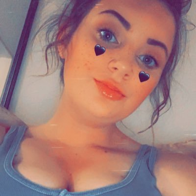some 18+ content 💋 22💨 420🍁 OF coming soon.🤗💸 Venmo me @brezzzyboo