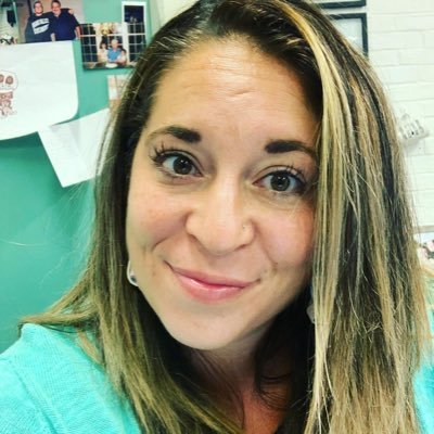 mrskavanaugh5th's profile picture. 6th grade teacher | Embracing my weirdness one day at a time..#clearthelist #science #teacher https://t.co/QvveFQdqJq