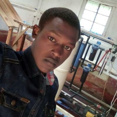 BitjdsU7CxTiRUp's profile picture. #tingoswasoo