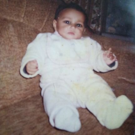 Jugnu41852850's profile picture. student 
epicearn member 
first cry on 25 August