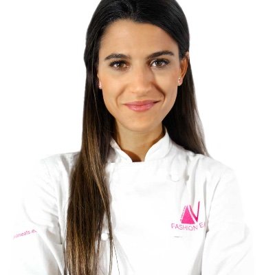 Andrea Vicens,finalista Masterchef 3. ME DIVIERTE EL DULCE🍰Insta: @fashion.eats YouTube: https://t.co/45IdsxHteK 📍BARCELONA