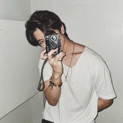 aom_onlychild's profile picture. #คนของแปลน​ ลูกสาว @bplannnnn​
#หัวใจศิวัช
#XXSIVK​
𝟚𝕨𝕚𝕤𝕙​ 
🌴🐰🐢🍑🌙🐍​🐜​
YJ:27.2.22
BB:11.4.22
MT:29.5.22
JS:7.7.22
YG:27.8.22
JB:16.10.22
JY:18.2.23