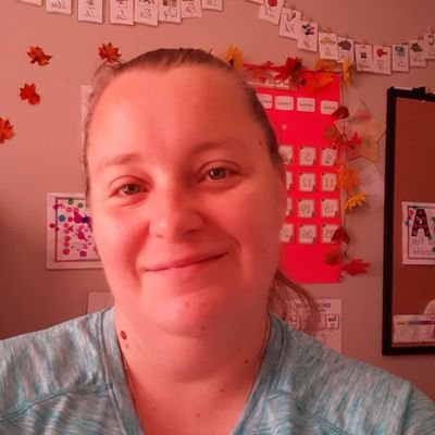 josie_lajambe's profile picture. I knit, I read. I'm a mom. 😊