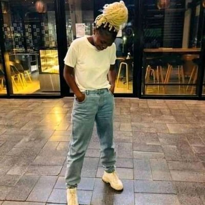 LoojahndarC's profile picture. 