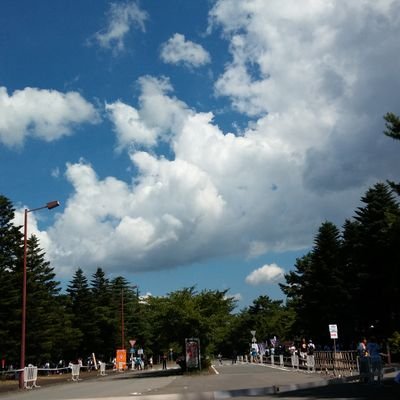 **모든 공구 참여전 메인트 필독**
공구/거래/홍보용 계정
문의사항은 해당공구오픈채팅링크로 부탁드립니다.
비정기적으로 Free!상품 그외의 다수장르 공구엽니다:)
종료된 공구트윗은 삭제됩니다.